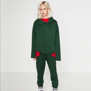 Zara Bell Sleeved Green Sweatshirt